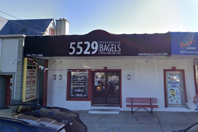 200 Firefighters Battle Blaze at Franklin Square Bagel Shop as Adjacent Ice Shop Sustains Damage