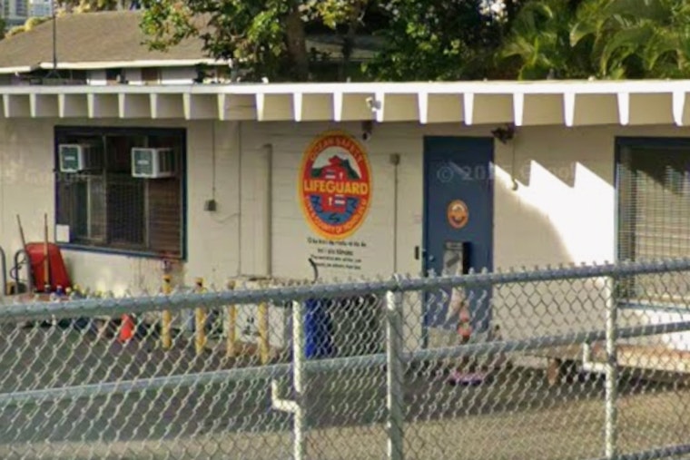23-Year-Old Diver in Critical Condition After Incident Near Ko'Olina, Honolulu EMS Responds