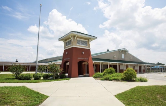 5th Grader in Custody for Bringing Knife to Oakleaf Village Elementary in Clay County