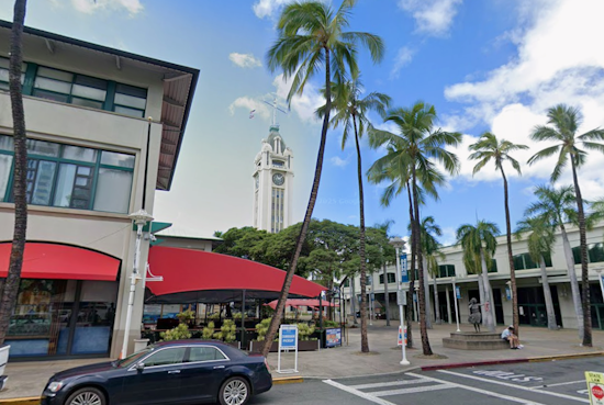 Aloha Tower Taproom Turns Pints Into Diamond Head Dollars