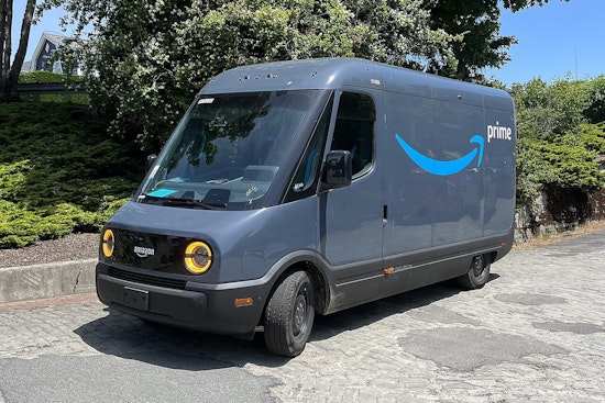 Amazon Delivery Van Hijacked and Crashed into Parked Cars in LA's Mid-City; Police Search for Suspect