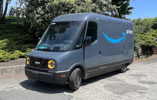 Amazon Delivery Van Hijacked and Crashed into Parked Cars in LA's Mid-City; Police Search for Suspect