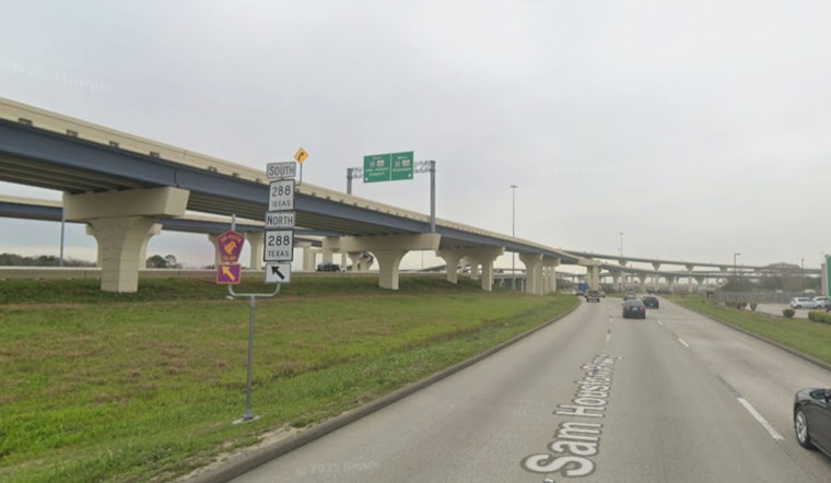 Amazon Truck Blows Red Light On South Sam, Passenger Killed In Houston Crash