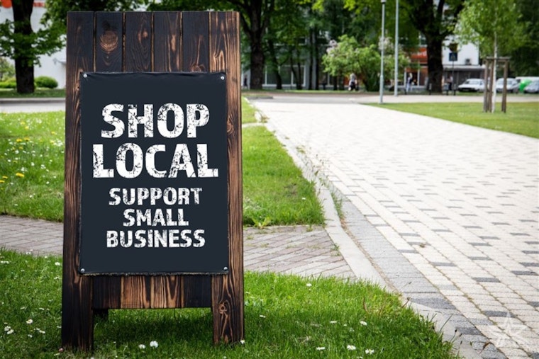 Arlington Shines Spotlight on Local Retail with Small Business Saturday Festivities