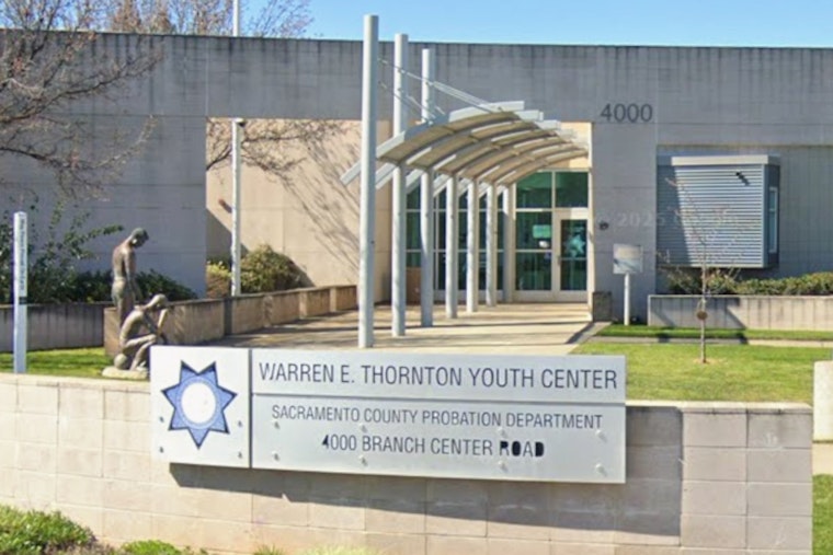 As Storm Hits Sac County, 85-Bed Refuge Opens At Warren Thornton Gym