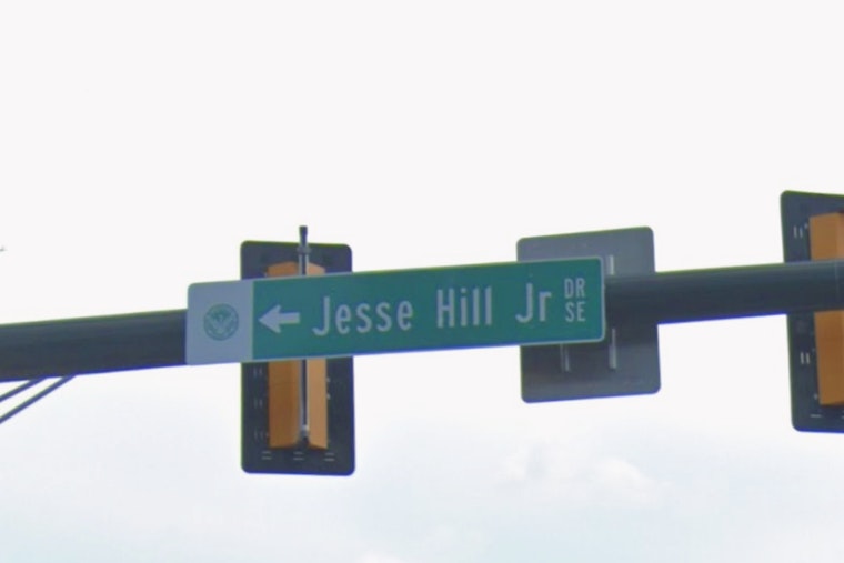 Atlanta Alert as Section of Jessie Hill Jr. Drive SE Closes This Weekend for Crane Removal
