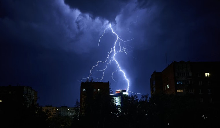 Atlanta Braces for Wet Afternoon as Showers and Thunderstorms Set to Hit the City