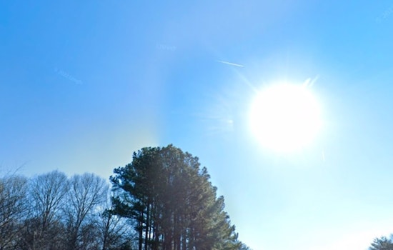 Atlanta Forecast Shows Sunny Skies Today with Weekend Showers Ahead