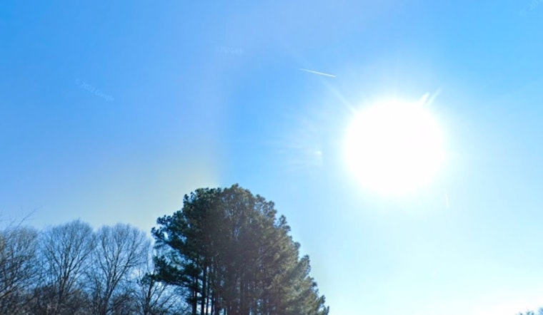 Atlanta Forecast Shows Sunny Skies Today with Weekend Showers Ahead