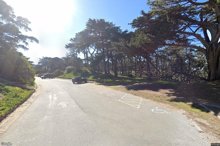 Baker Beach Parking Lot Goes Up in Smoke — Firefighters Box It In Fast