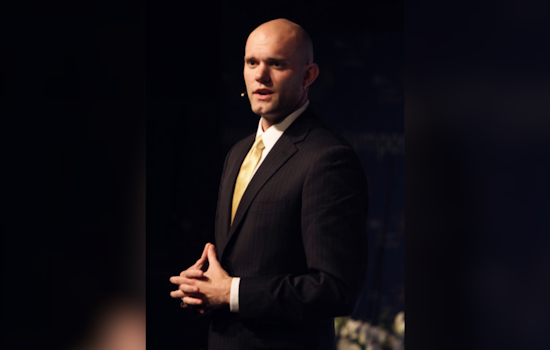 Bestselling Author James Clear Inspires Ohio University Students with Key Habits for Success