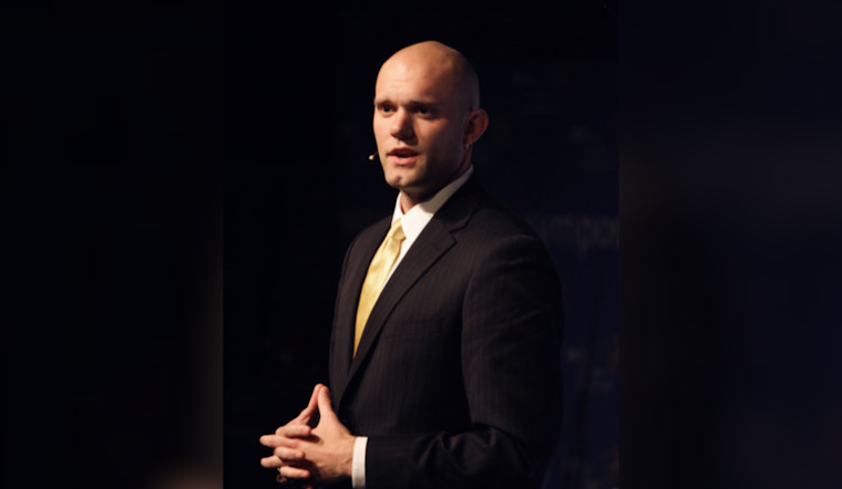 Bestselling Author James Clear Inspires Ohio University Students with Key Habits for Success