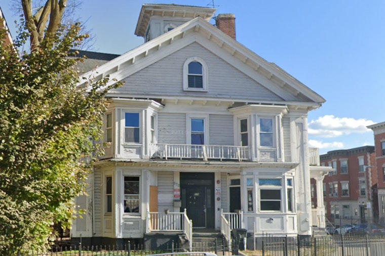 Boston Celebrates Opening of Renovated 570 Warren Street Housing Development in Dorchester