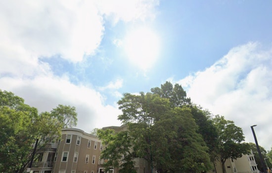 Boston Embraces Sunny Weekend with Cool Temps Before Daylight Saving Time Ends