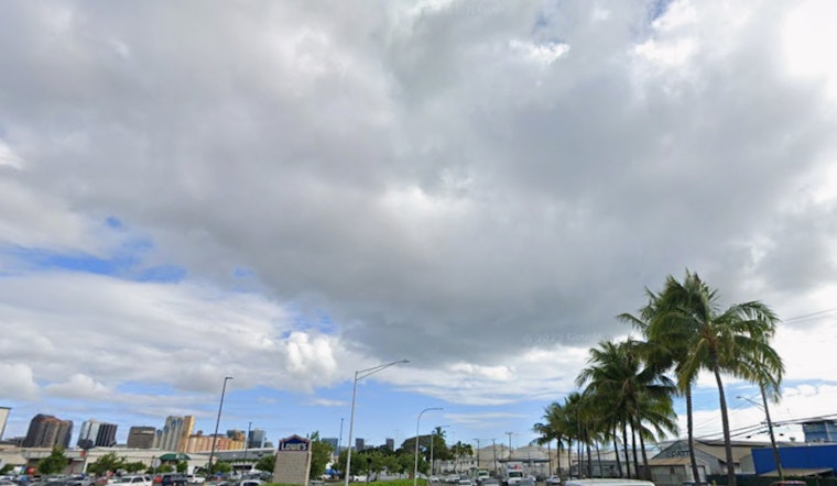 Brisk Trade Winds and Spotty Showers Persist in Honolulu as Wind Advisory Remains for Maui and Big Island