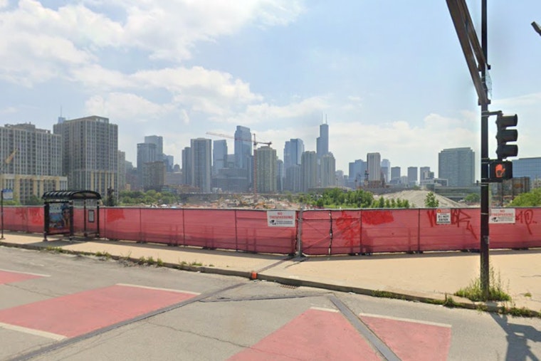 Brown Line Riders Get Front-Row Seat To New Lincoln Park Rentals