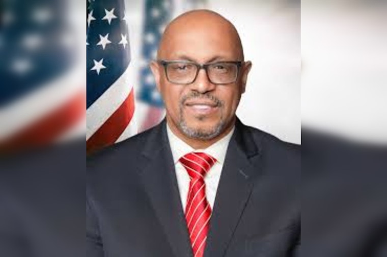 Calumet City Council Slashes Mayor Jones' Credit Limit After Pricey D.C. Trip