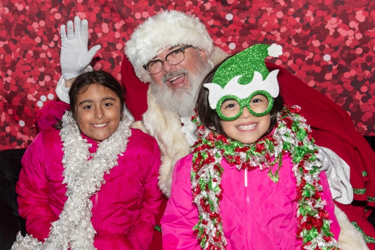 Carrollton Announces Festive 'Santa on the Square' Event with Drone Light Show and Holiday Activities in Historic Downtown