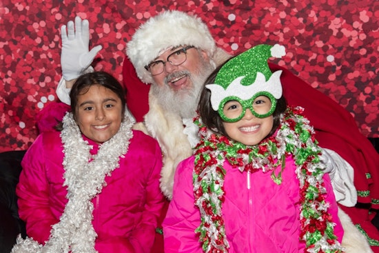 Carrollton Announces Festive 'Santa on the Square' Event with Drone Light Show and Holiday Activities in Historic Downtown