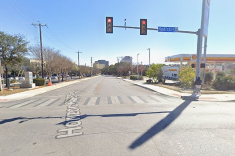 Cashier Spat Erupts In Wild Gunfire At Busy San Antonio Corner