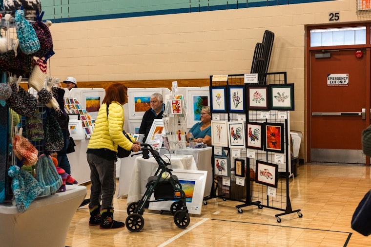 Chanhassen Artisan Fair Scores 'Largest Turnout Ever' As It Makes Way for Upcoming Holiday Market