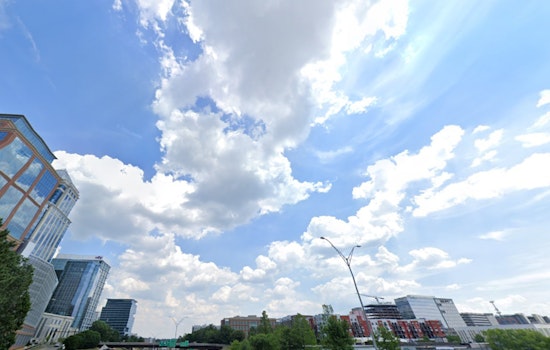 Charlotte Enjoys Unexpected Warmth, NWS Advises of Impending Cold Snap and Freezing Conditions