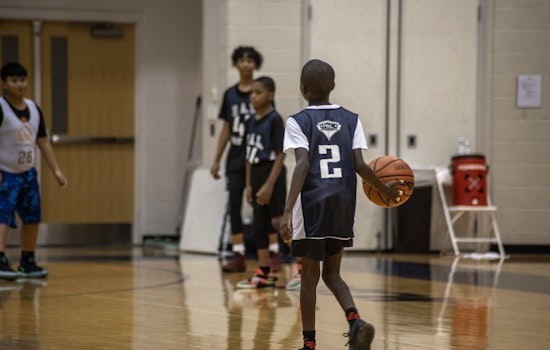 Charlotte Honors MLK's Legacy with P.E.A.C.E. Basketball Showcase at West Charlotte High School