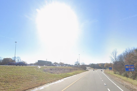 Charlotte Weather Update – Sunny Days with Gusts Up to 31 MPH and Cooler Nights Ahead