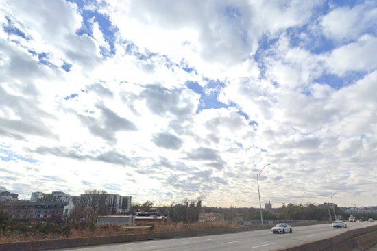 Charlotte Week Ahead, Mild Temps and Sunshine with Some Showers in Forecast
