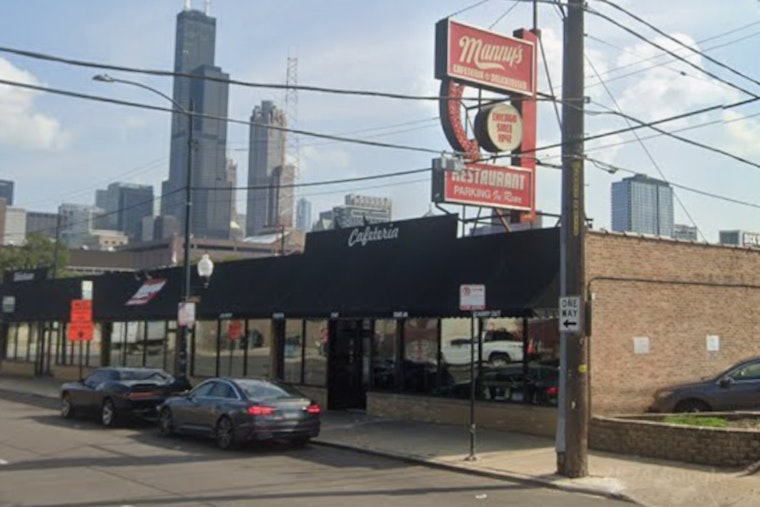 Chicago Eateries Rally to Feed SNAP Beneficiaries Amidst Government Shutdown