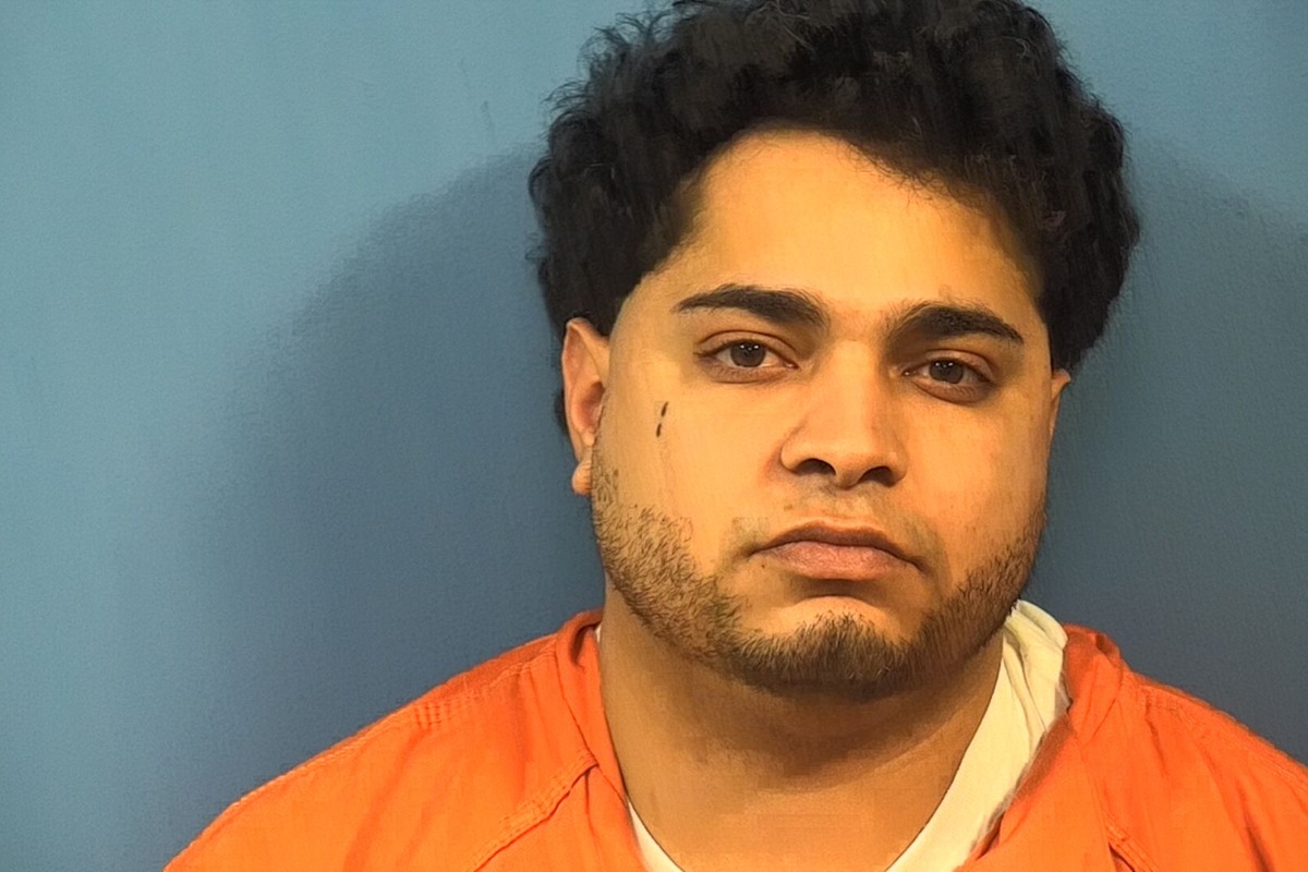 Chicago Man Charged with Felony After High-Speed Chase with Child in