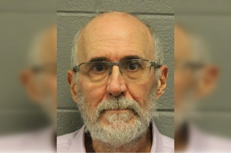 Chicago Neighbor Hauled Back From Peru In 2004 Near North Slaying