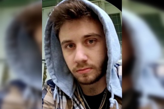 Chicago Police Seek Public's Help in Locating Missing 27-Year-Old Justin Thele; Medical Attention May Be Required