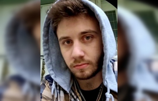 Chicago Police Seek Public's Help in Locating Missing 27-Year-Old Justin Thele; Medical Attention May Be Required