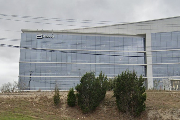 Chicago's Abbott Circles Cancer-Test Maker In Giant Deal Talks