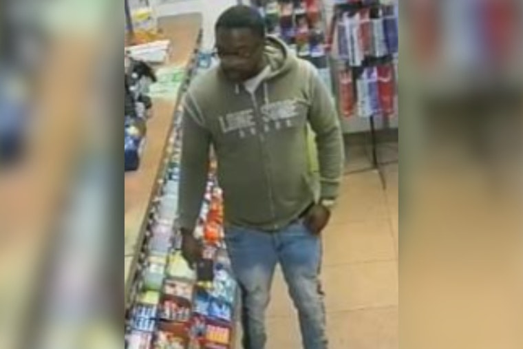 Cincinnati Police Seek Public's Aid in Identifying Suspect in Seymour Avenue Wallet Theft