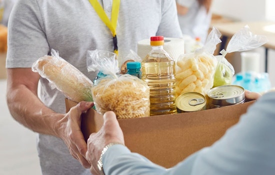 City of Woodbury Donates $10,000 to Support Local Food Shelf Amid Federal Shutdown