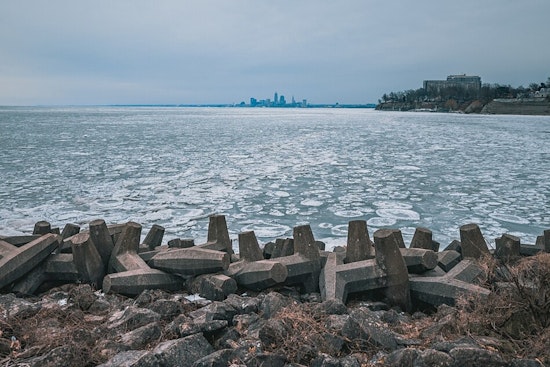 Cleveland Braces for Thanksgiving Weather Woes: Snow, Gusty Winds, and Icy Roads Expected