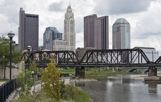 Cloudy Skies Persist in Columbus and Cincinnati, with Fog and Drizzle Expected
