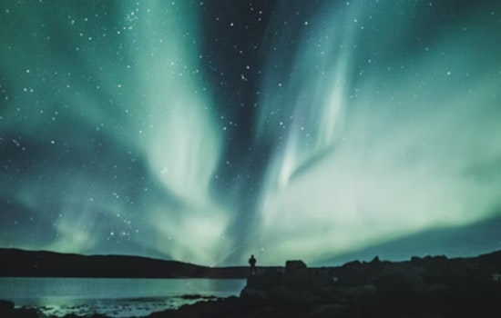 Colorado Skies Awash with Northern Lights Amid Severe G4 Geomagnetic Storm