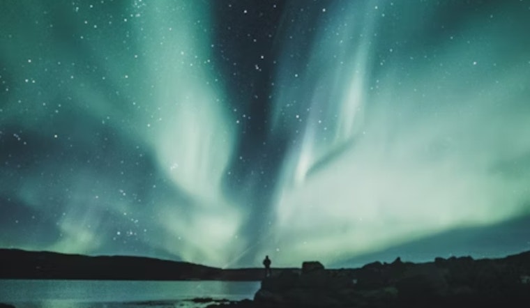 Colorado Skies Awash with Northern Lights Amid Severe G4 Geomagnetic Storm