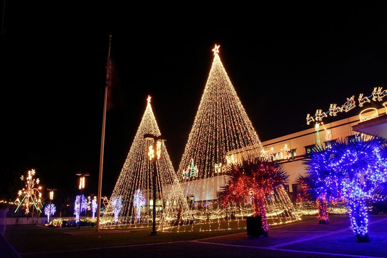 Comfort Honors First Responders at 39th Christmas in Comfort