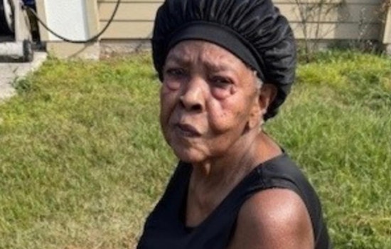 Community Collaboration Aids Jacksonville Police in Reuniting Disoriented Elderly Woman with Family