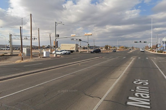 Community in Mourning: Pedestrian Fatally Struck by Train in Las Cruces, Sparking Investigation and Traffic Delays