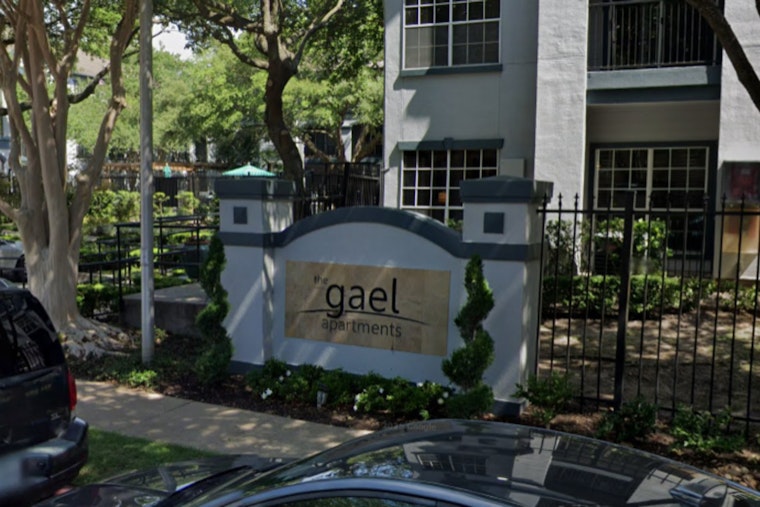 Daytime Robbery At The Gael Turns Deadly Near Westheimer