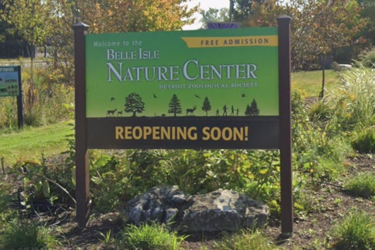 Demolition of Long-Abandoned Belle Isle Zoo Underway in Detroit, Future Green Space and Trails Planned