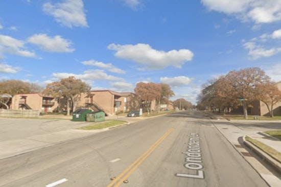 Denton Firefighters Swiftly Control Apartment Complex Blaze with No Injuries Reported