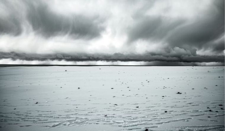 Detroit Braces for Mixed Rain and Snow as Late Autumn Weather Fluctuates