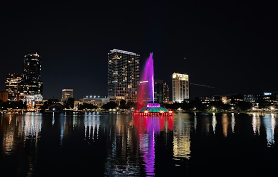 Downtown Orlando Embarks on Festive Makeover with 64-Foot Tree at Lake Eola Park