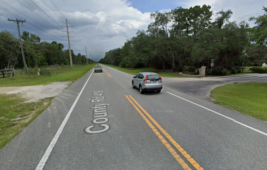 Driver Perishes After SUV Strikes Pole in Seminole County Near Oviedo